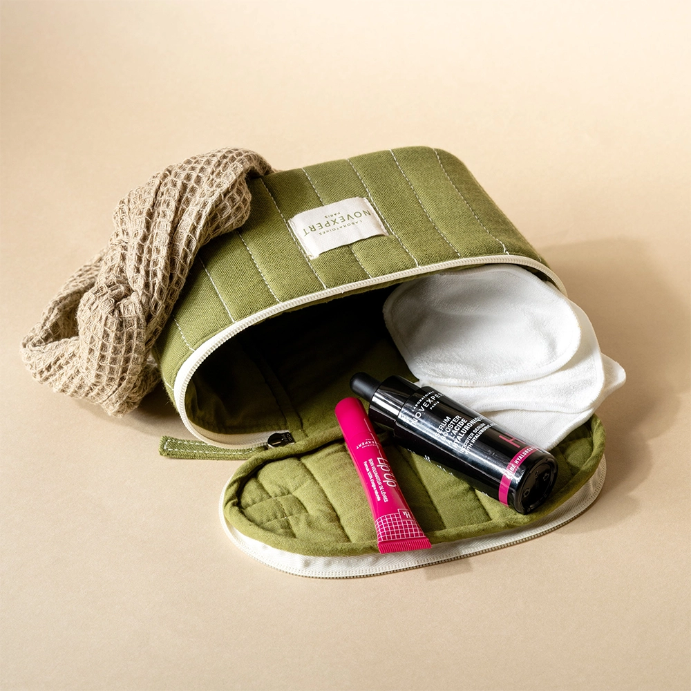 Hyaluronic Acid Christmas Box - Image 4